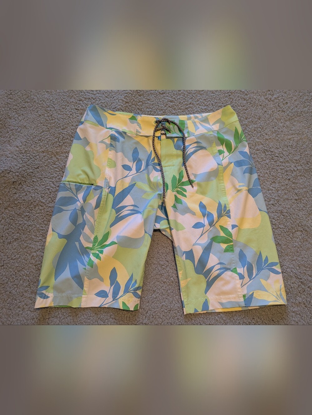 Women's Columbia Tropical Board Shorts Sz.M 11"Inseam